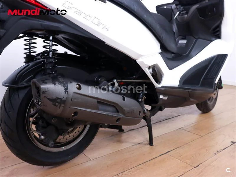 Kymco Grand Dink 125 – Vista 4