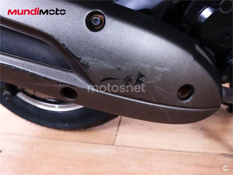 Kymco Grand Dink 125 – Vista 32