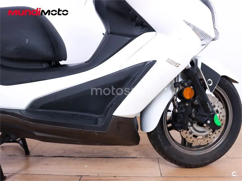 Kymco Grand Dink 125 – Vista 33