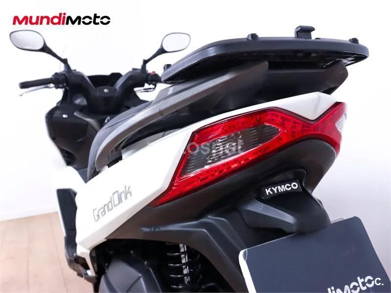 Kymco Grand Dink 125 – Vista 9