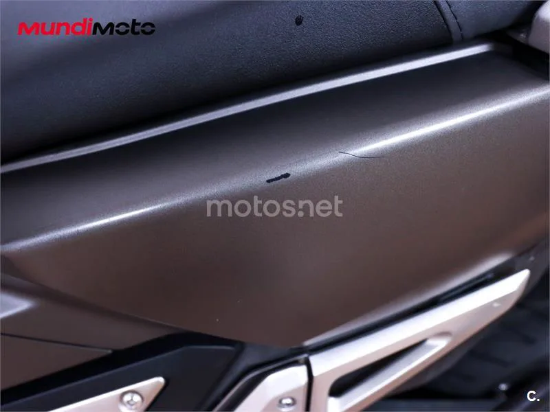 Honda X-ADV – Vista 15