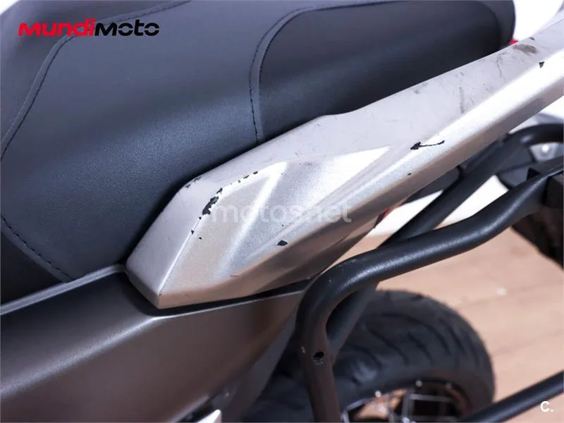 Honda X-ADV – Vista 25
