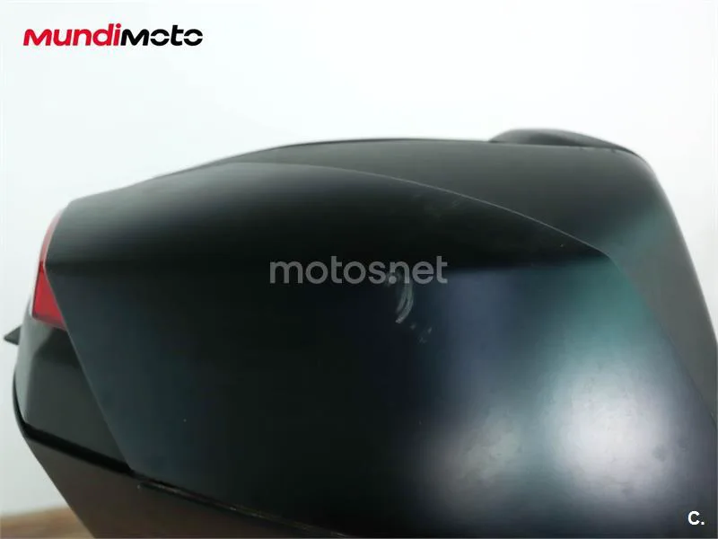 Yamaha TMAX – Vista 23