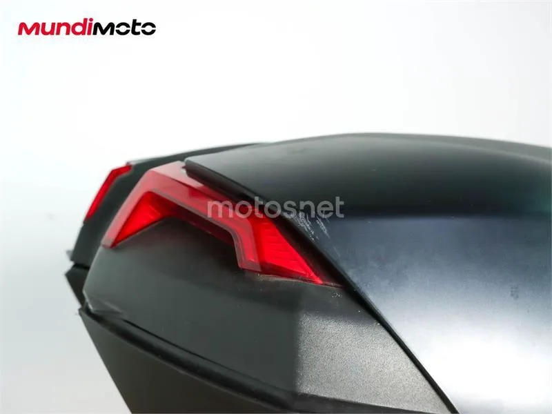 Yamaha TMAX – Vista 24
