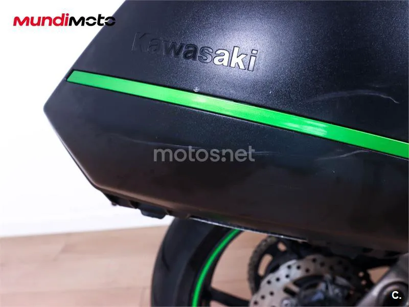 Kawasaki Z1000 – Vista 28