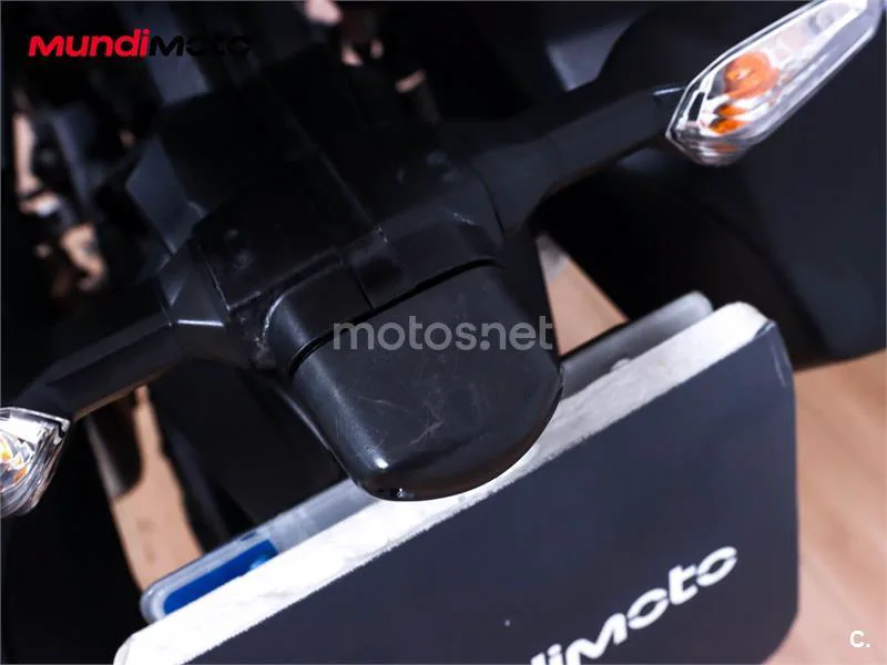 Kawasaki Z1000 – Vista 44