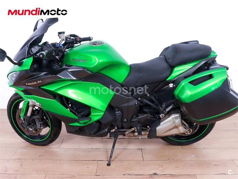 Kawasaki Z1000 – Vista 6