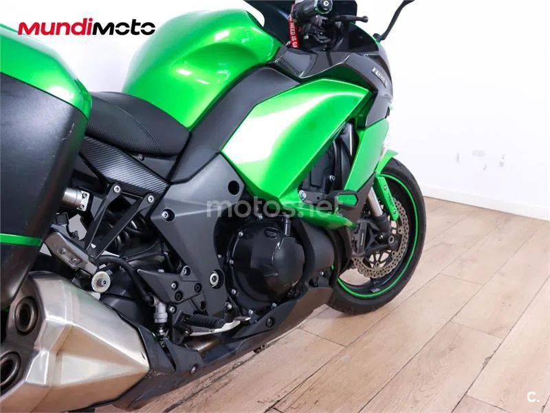 Kawasaki Z1000 – Vista 51