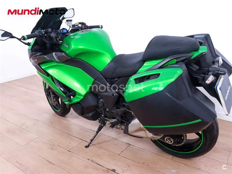 Kawasaki Z1000 – Vista 8