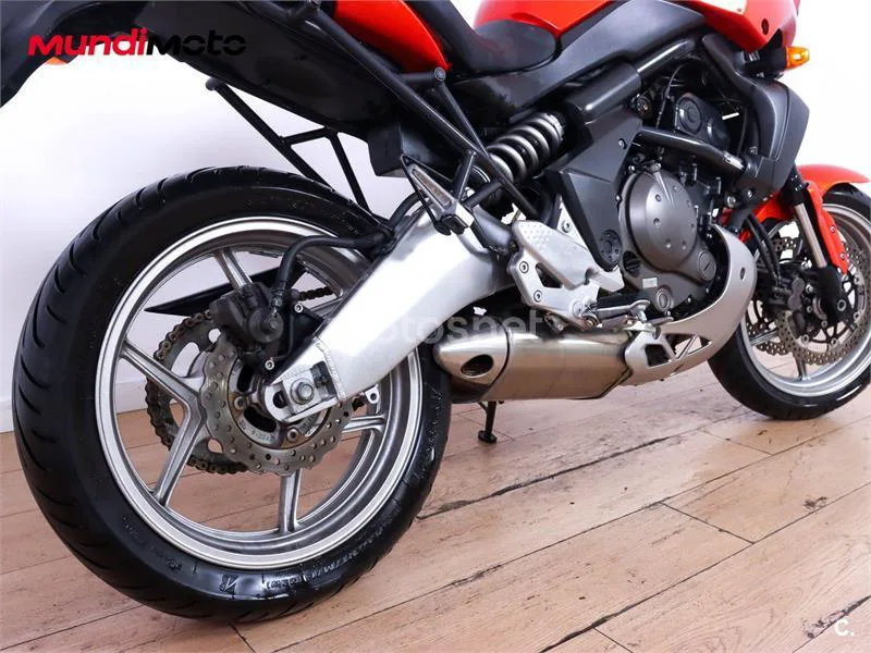 Kawasaki Versys 650 – Vista 25