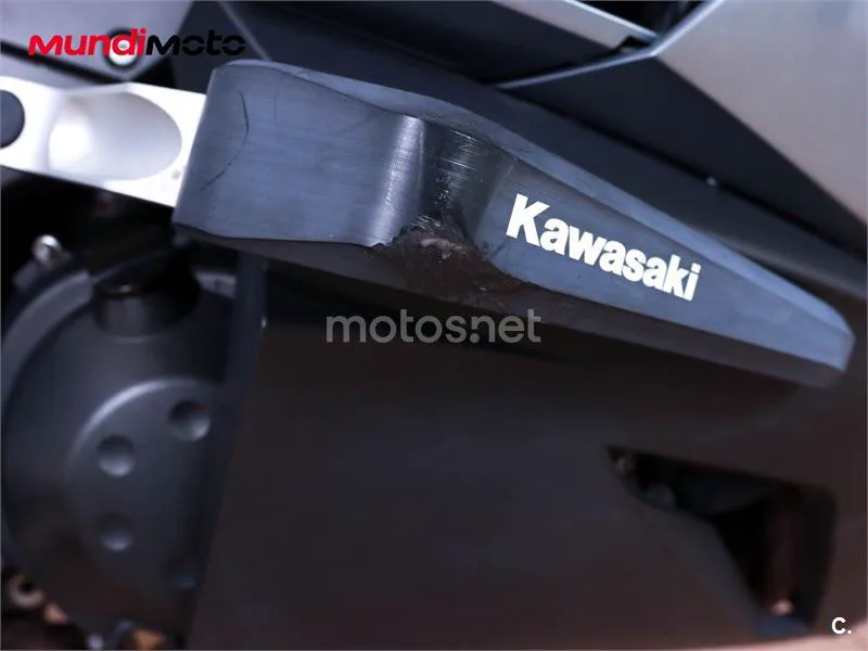Kawasaki 1400GTR – Vista 25