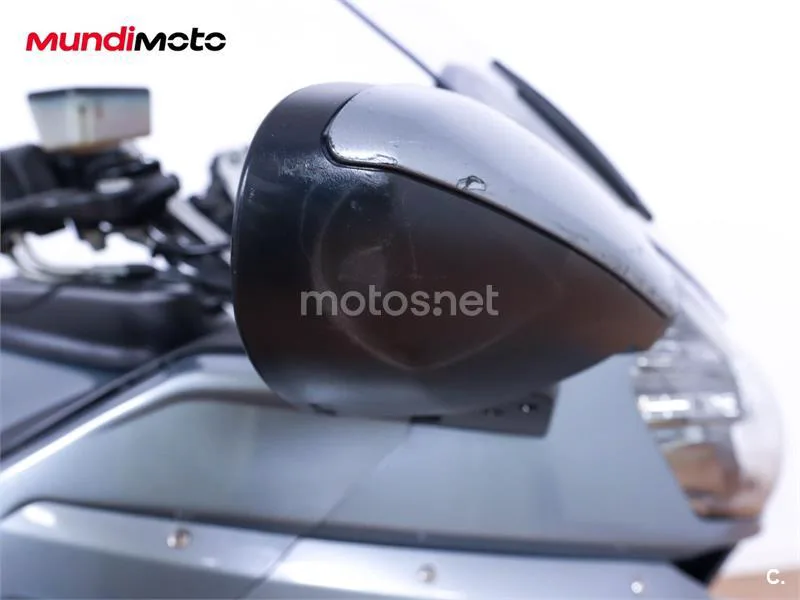 Kawasaki 1400GTR – Vista 36