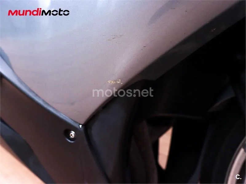 Kawasaki 1400GTR – Vista 37