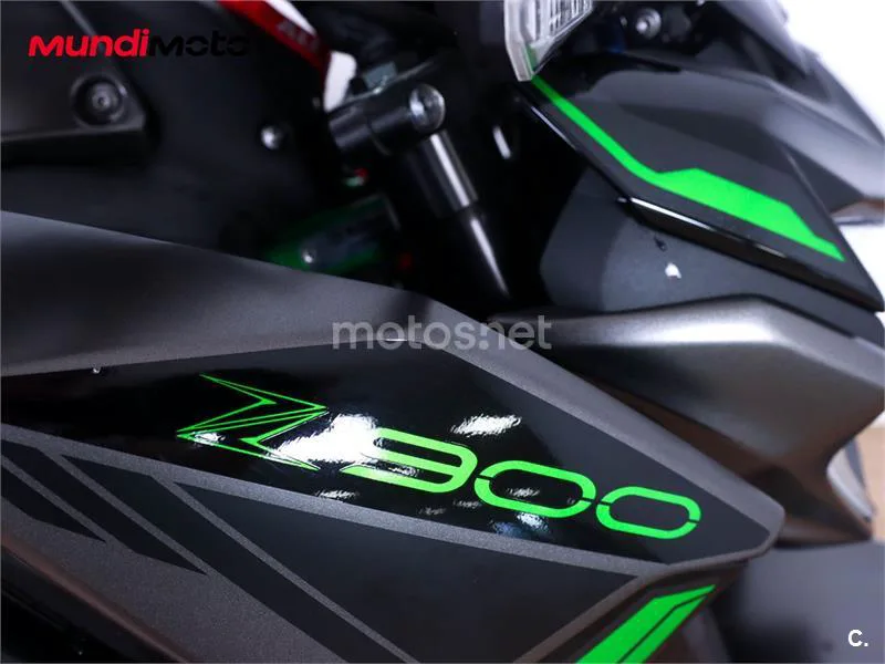 Kawasaki Z900 – Vista 30