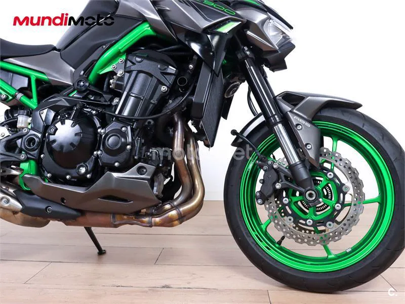 Kawasaki Z900 – Vista 49