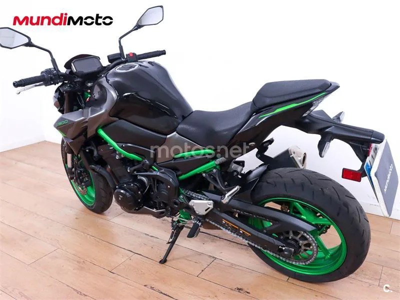Kawasaki Z900 – Vista 8