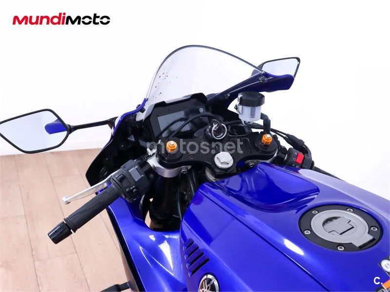 Yamaha R7 – Vista 11