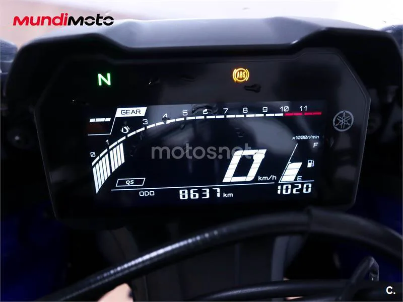 Yamaha R7 – Vista 12