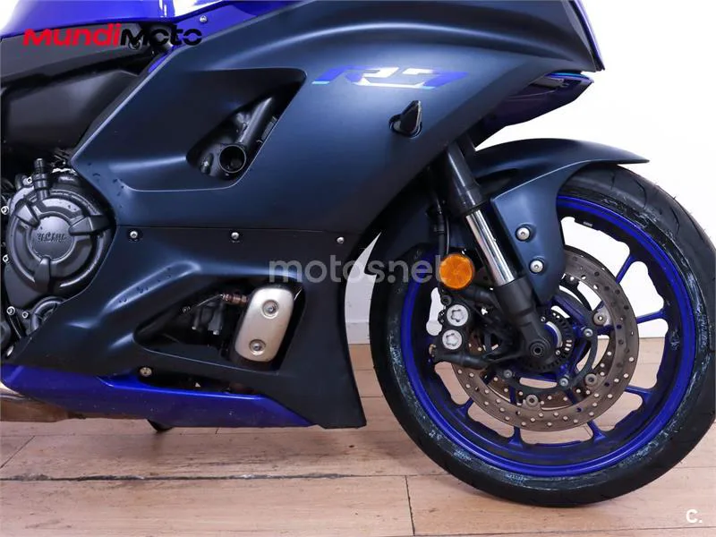 Yamaha R7 – Vista 15