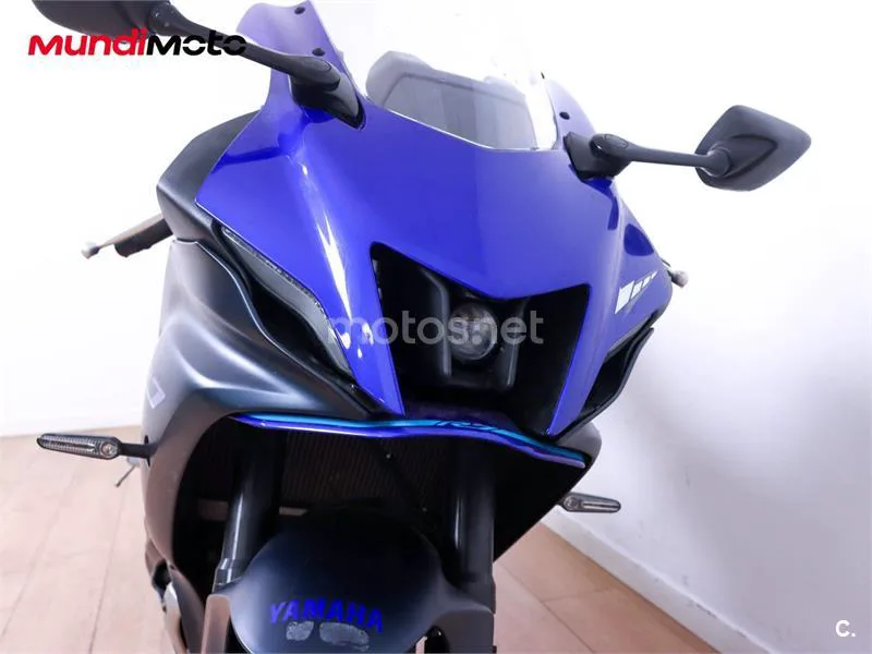 Yamaha R7 – Vista 5
