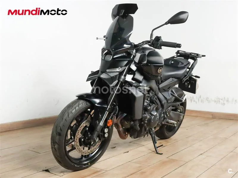 Yamaha MT-09 – Vista 7