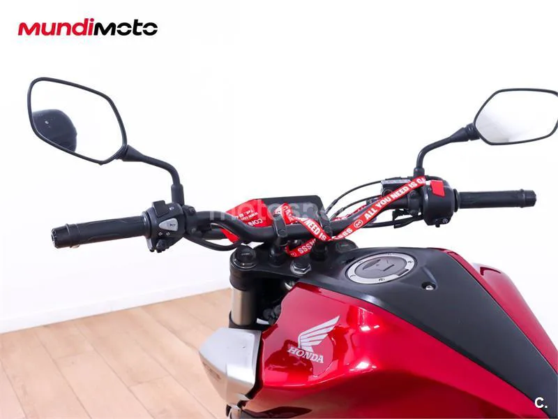 Honda CB 125 R – Vista 11
