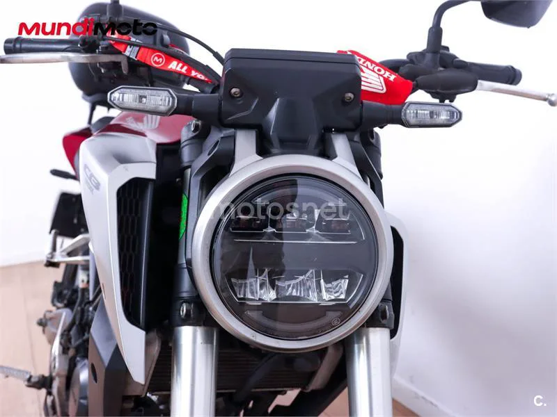 Honda CB 125 R – Vista 5