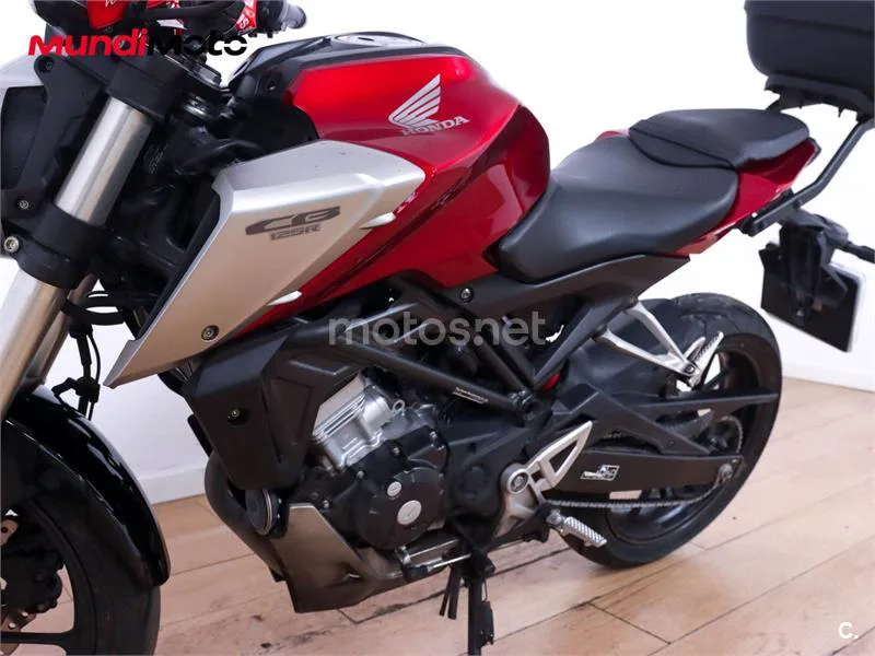 Honda CB 125 R – Vista 10