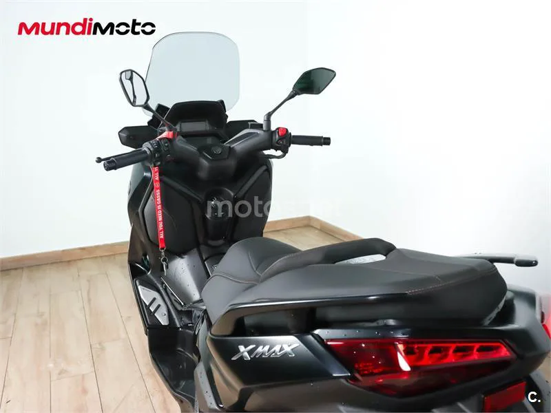 Yamaha XMAX 300 – Vista 9