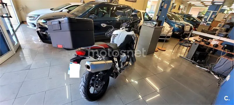 BMW F 750 – Vista 5