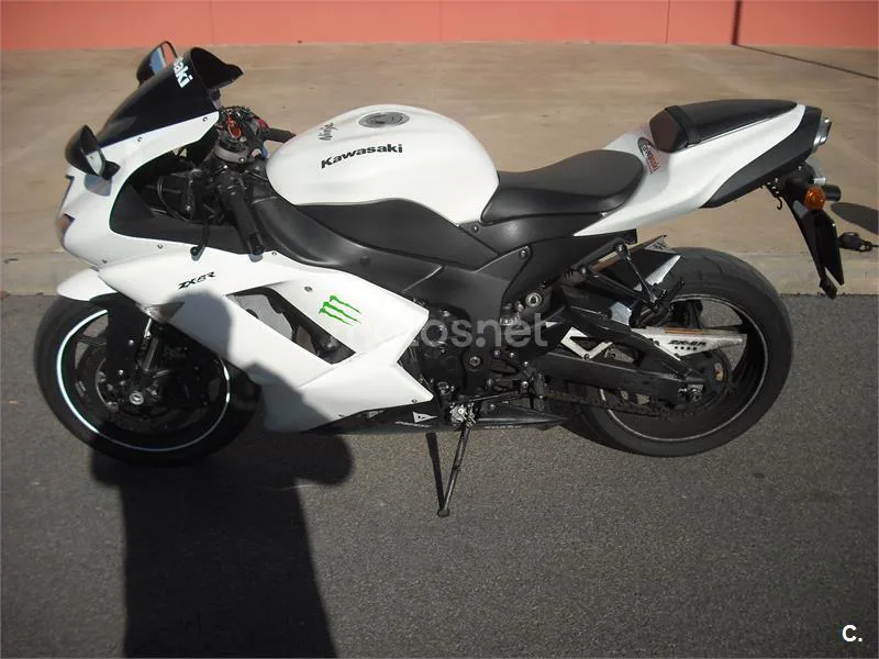 Kawasaki Ninja ZX-6R – Vista 2