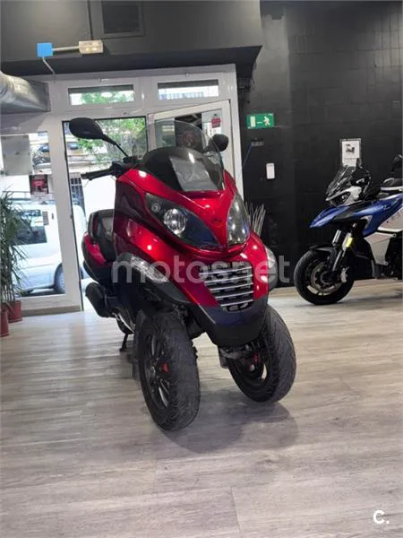 Piaggio MP3 125 – Vista 5