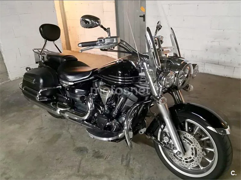 Yamaha XV 1900A Midnight Star – Vista 7
