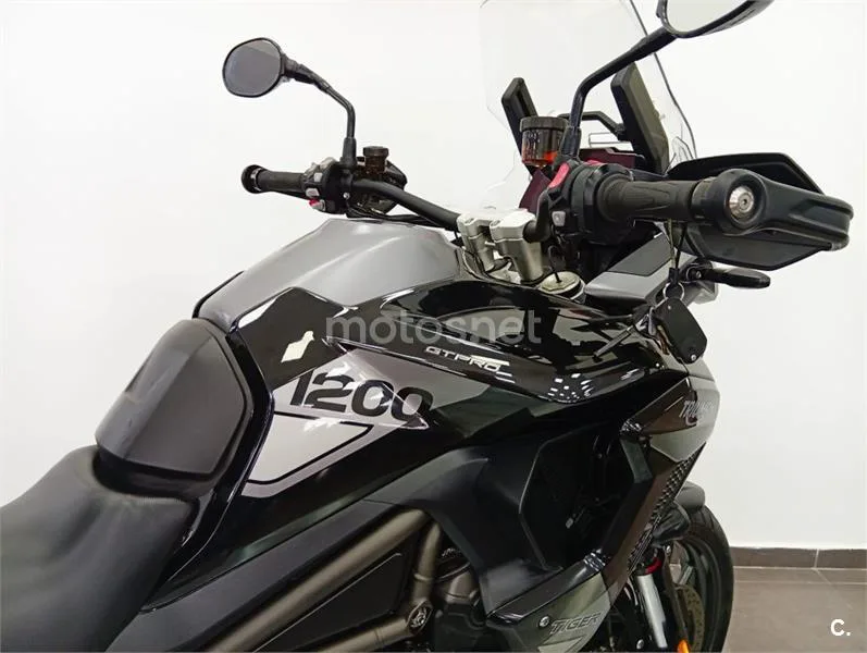 Triumph Tiger 1200 – Vista 13