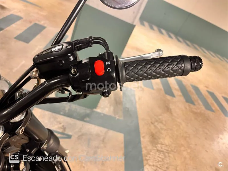 Triumph Bonneville T100 – Vista 5