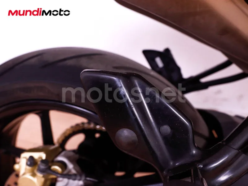 Aprilia Shiver 900 - Vista 35