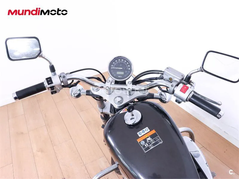 Honda VT 750 S – Vista 11