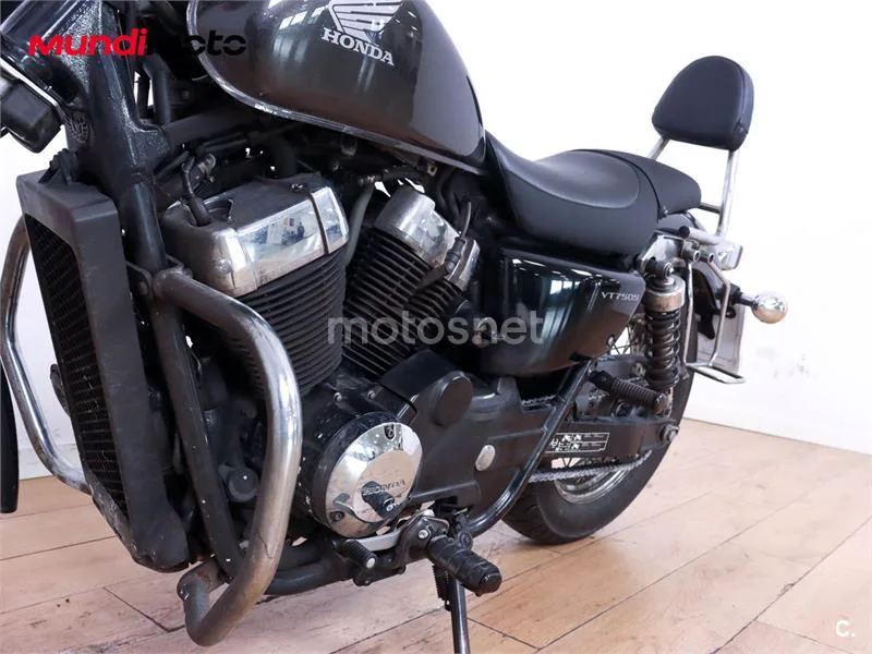 Honda VT 750 S – Vista 10