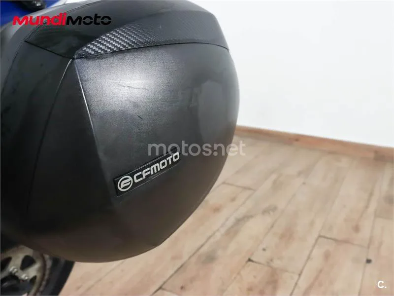 CFMOTO 650MT – Vista 17