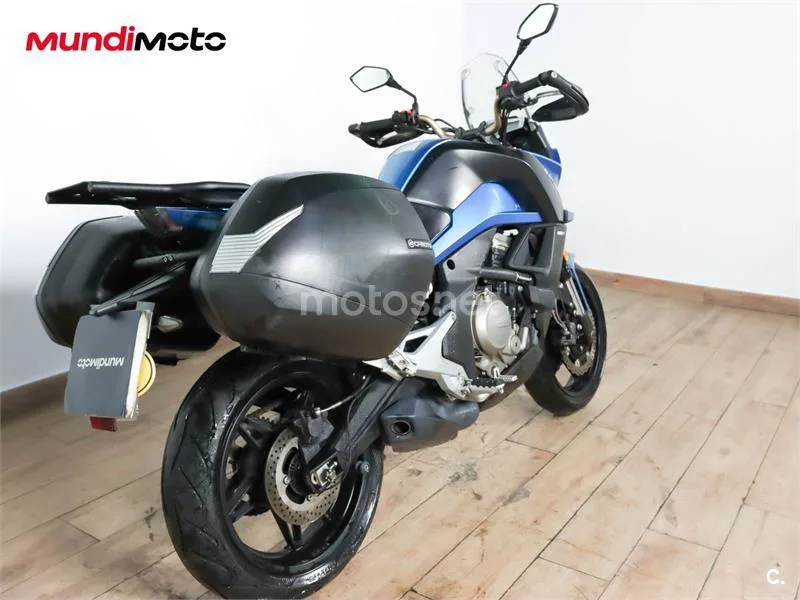 CFMOTO 650MT – Vista 3