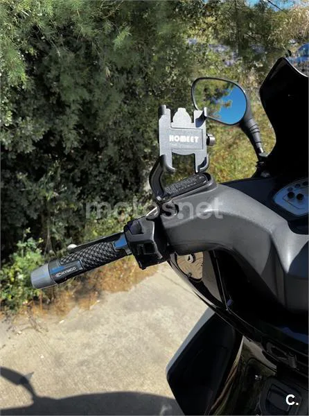 Kymco K-XCT 125i – Vista 7