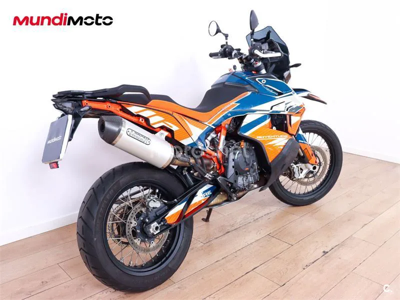 KTM 890 – Vista 3
