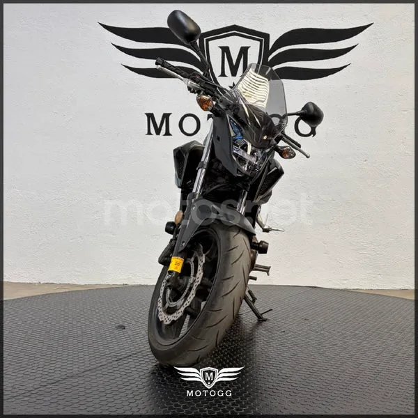 Honda CB 500 F – Vista 4