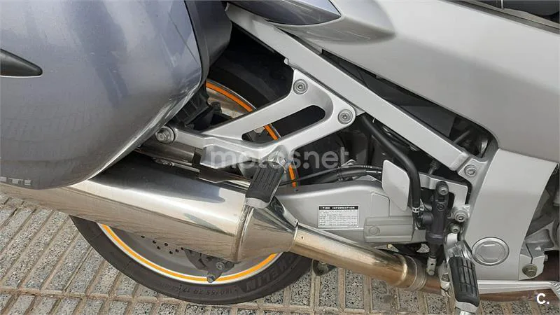 Yamaha FJR 1300 – Vista 8