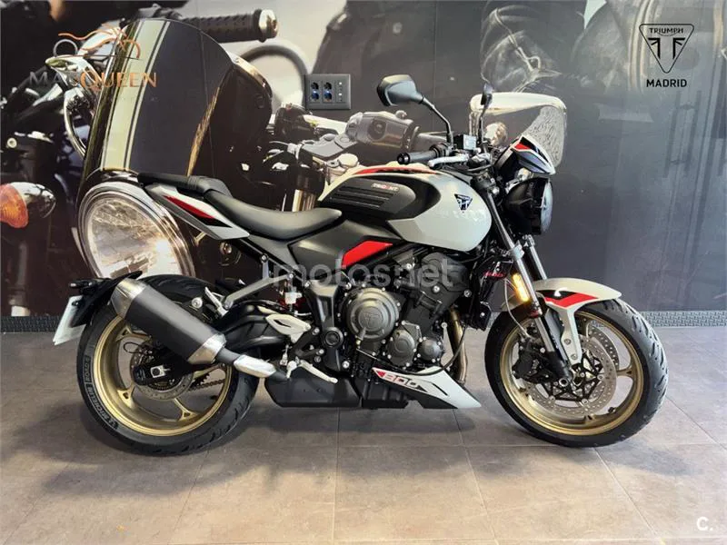 Triumph Trident 800 – Vista 6