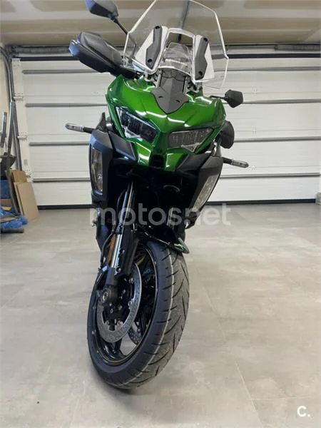 Kawasaki Versys 1100 – Vista 4