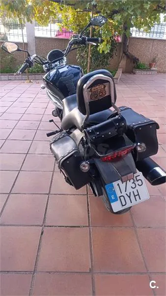 Hyosung Aquila GV 650 – Vista 2