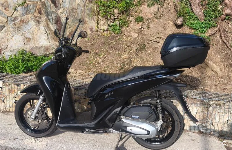 Honda SH 125i – Vista 3