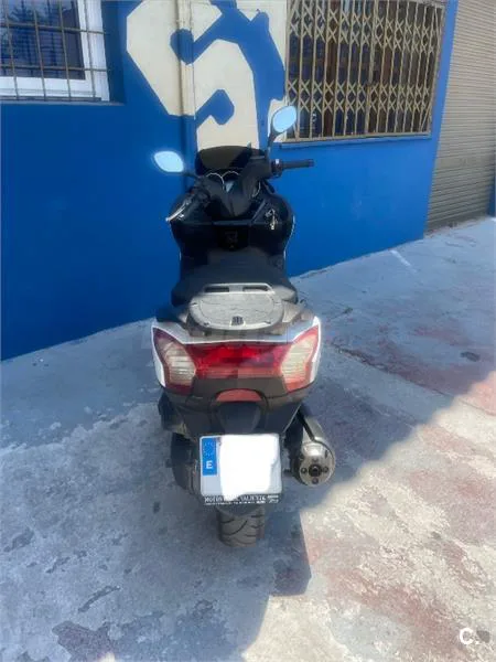Kymco Super Dink 125 – Vista 5