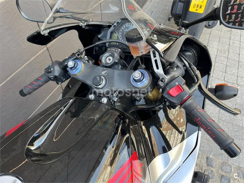 Honda CBR600RR - Vista 4